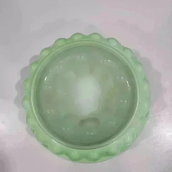 Tupperware Vintage Jello Mold with Lid - Mint Green - 1201-11, 1202-4, 1203-6 - Picture 2 of 6